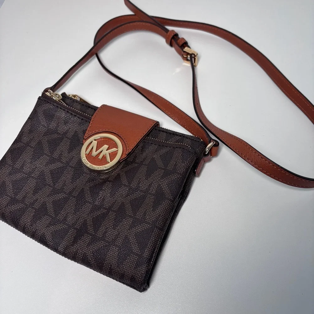 Michael Kors Brown Signature Coated Canvas and Leather Fulton Crossbody Bag